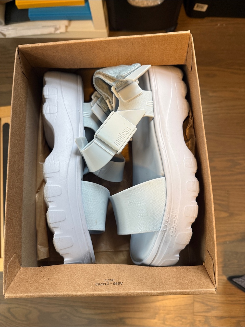 Melissa Light Blue Kick Off Sandals, size 9 - Picture 3 of 11